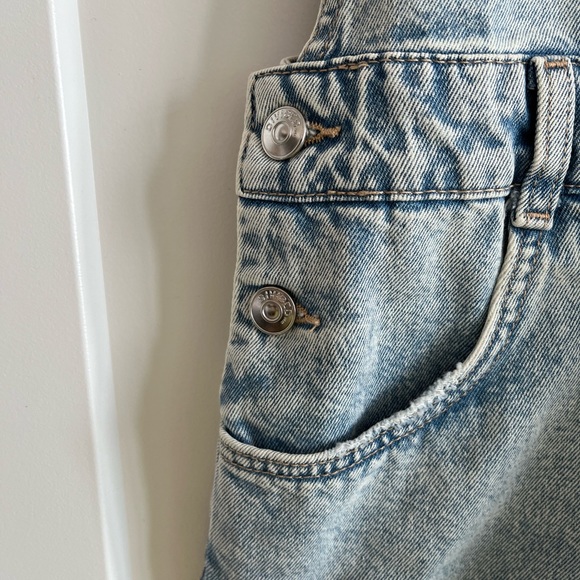 H&M overalls dress - Picture 3 of 3